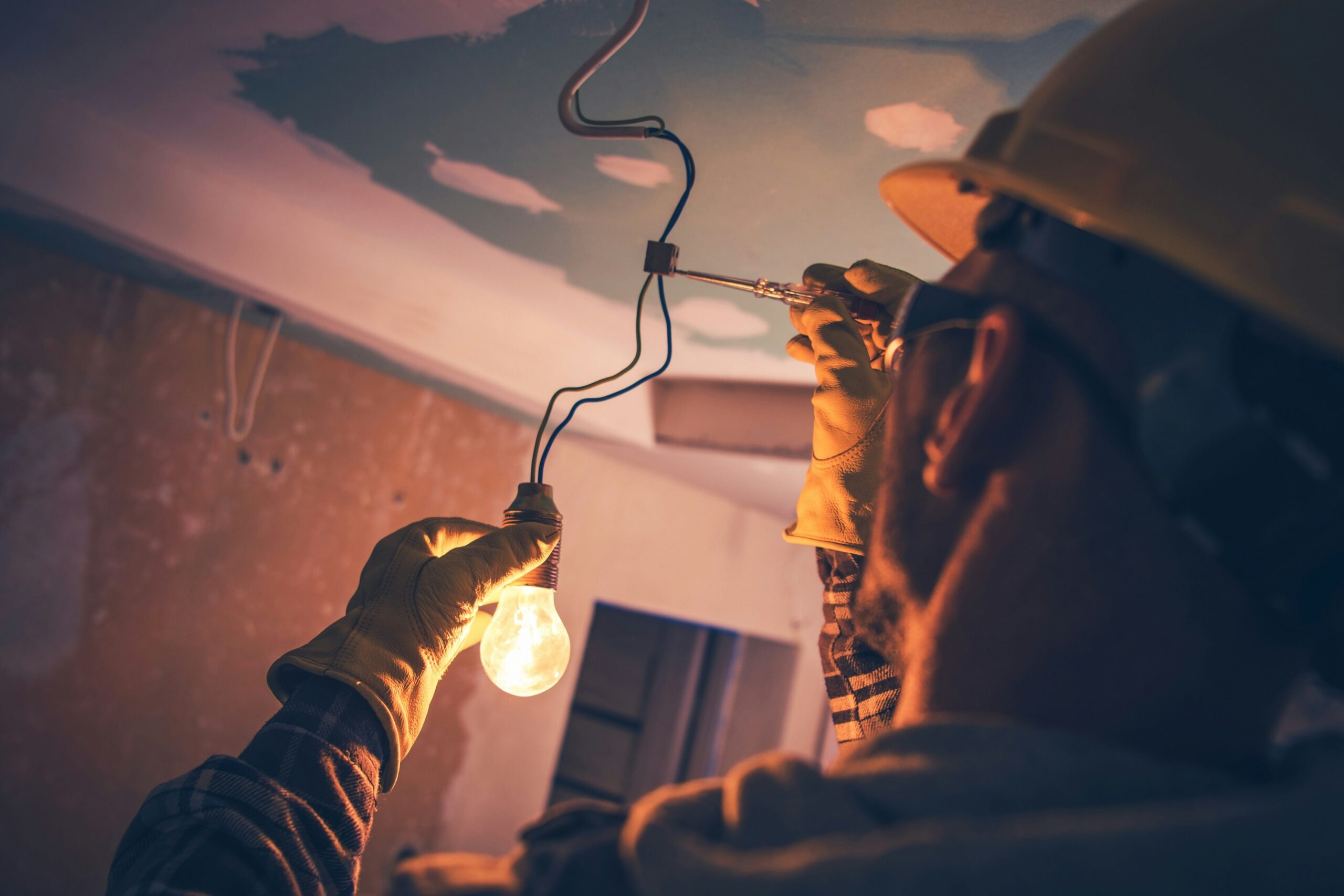 Florida home rewiring for safety and efficiency